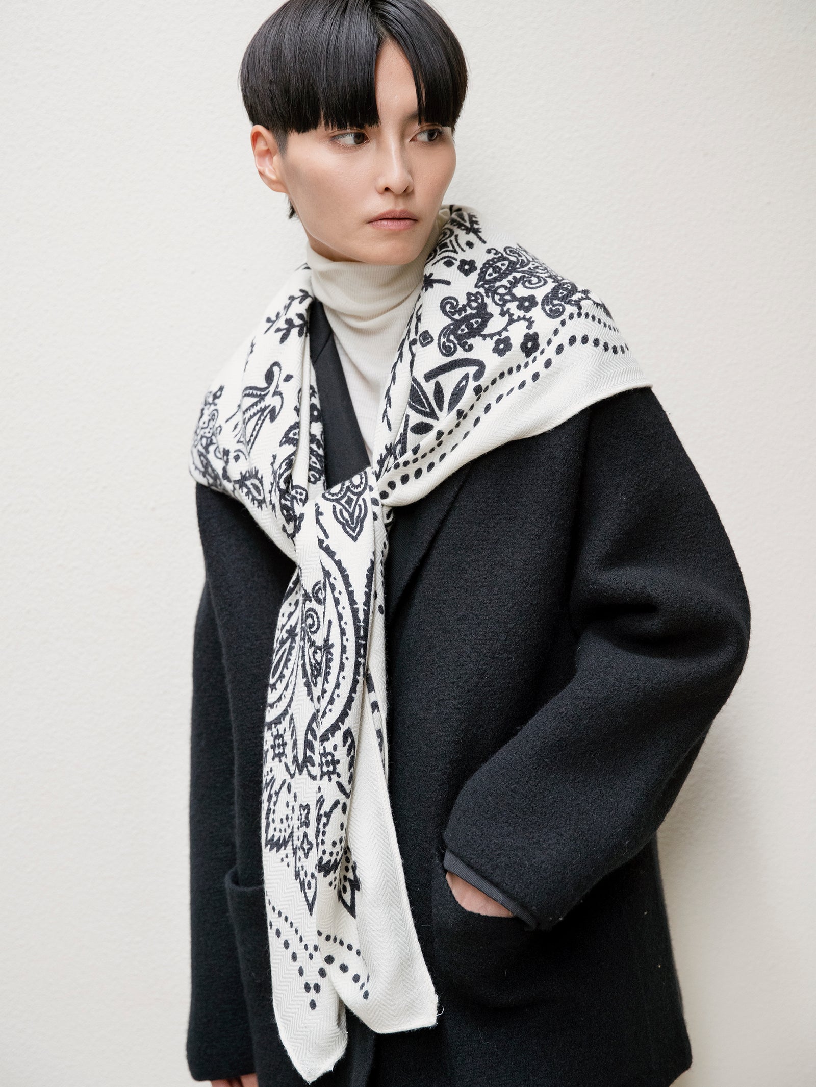 ウールシルクストールヘリンボーン織120＞カレイドバンダナ – manipuri