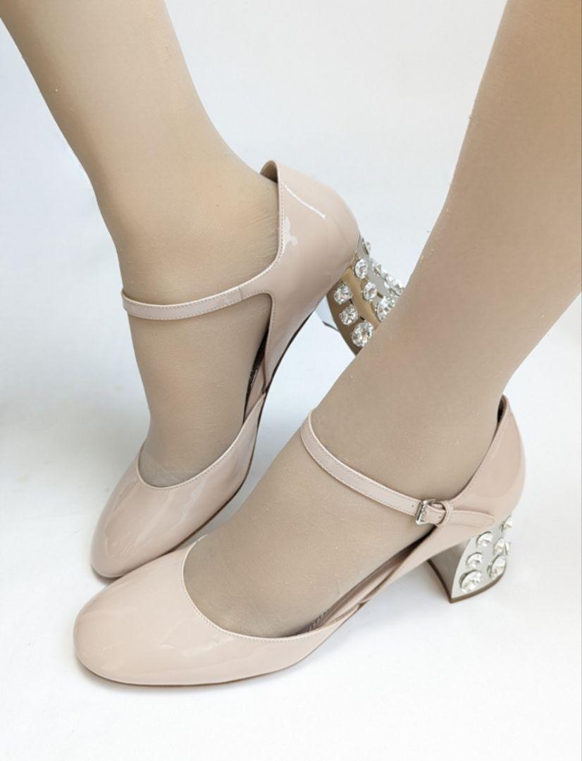 未使用さん♥miumiuミュウミュウ ビジューヒール パンプス 37 – マダム