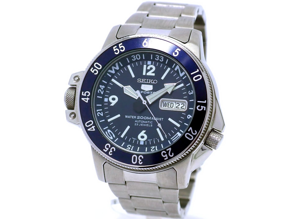 セイコー 5スポーツ 200m 逆輸入モデル 7S36-01E0 自動巻 USED