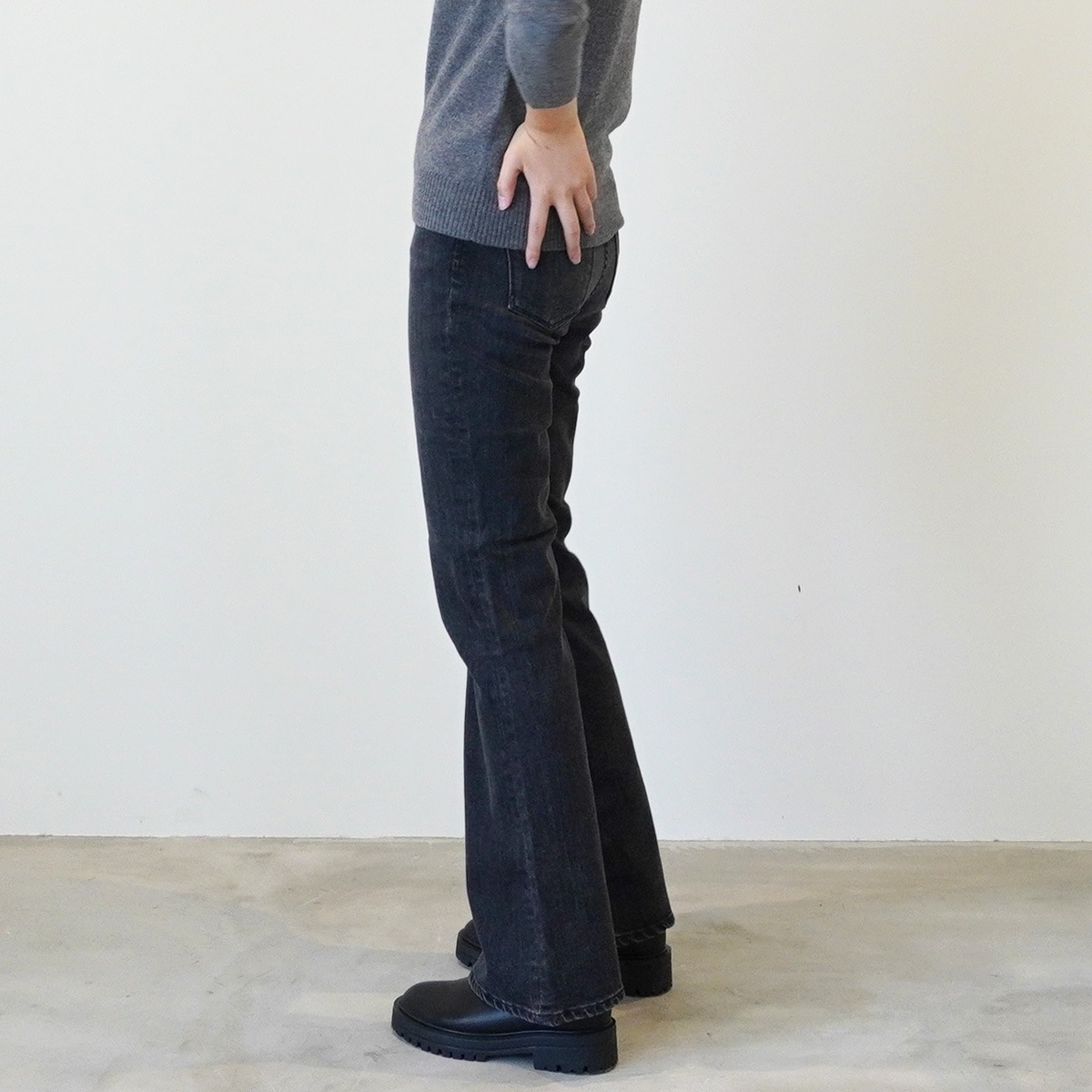 YANUK ヤヌーク】デニム bootscut の通販｜正規取扱店 ANNE onlinestore