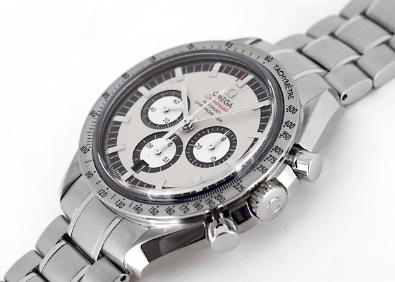 オメガ - スピードマスター レジェンド クロノグラフ | OMEGA