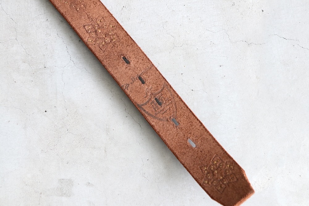 HTC / HOLLYWOOD TRADING COMPANY (エイチティーシー) 