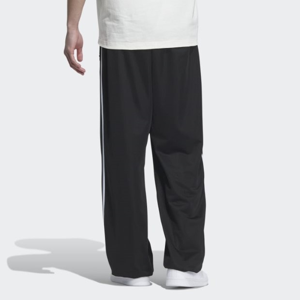 トラックパンツ（ジェンダーニュートラル） ブラック ｜アパレル