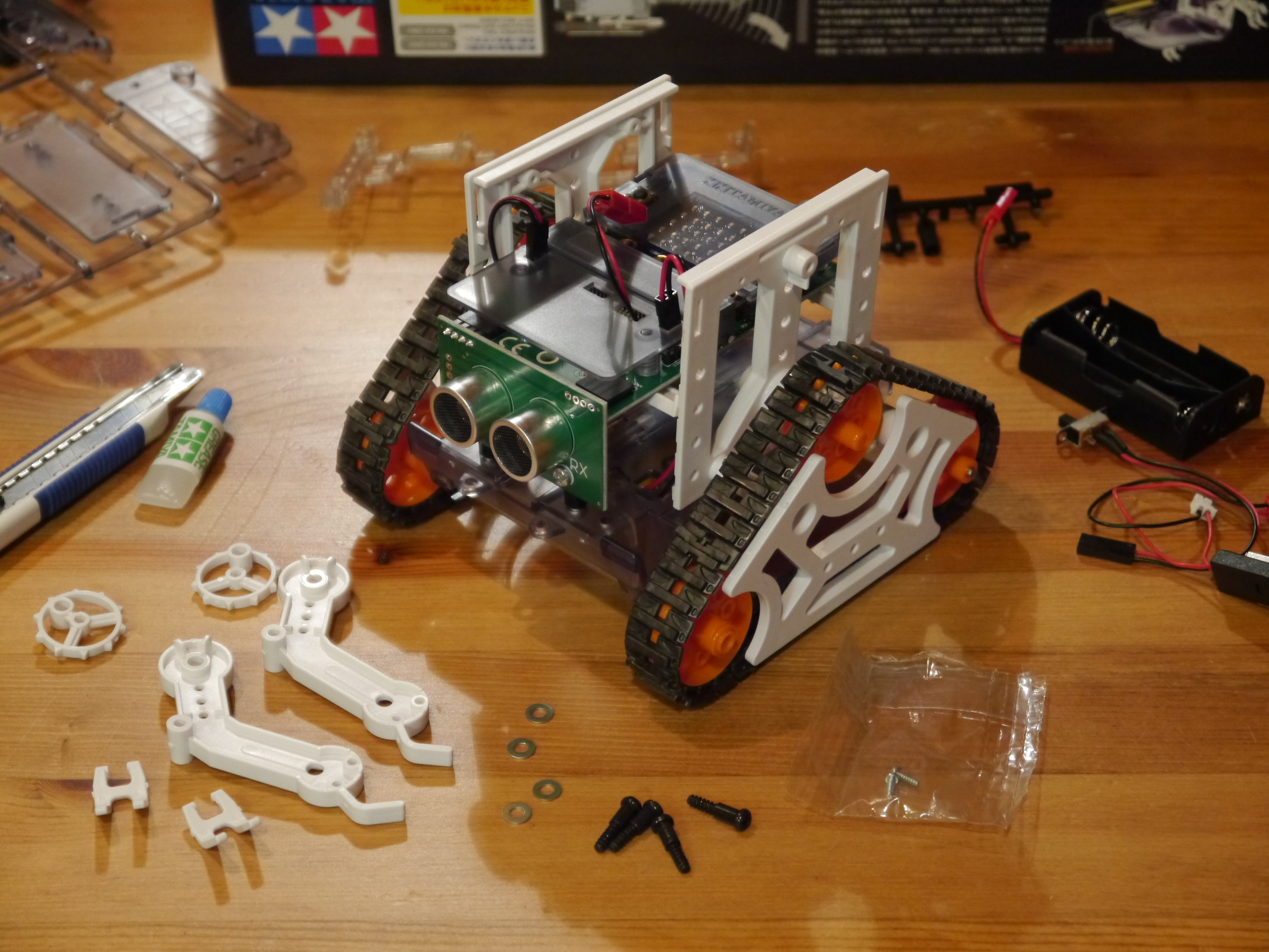 Make: Japan | 思わずハックしたくなる、micro:bit制御のタミヤ