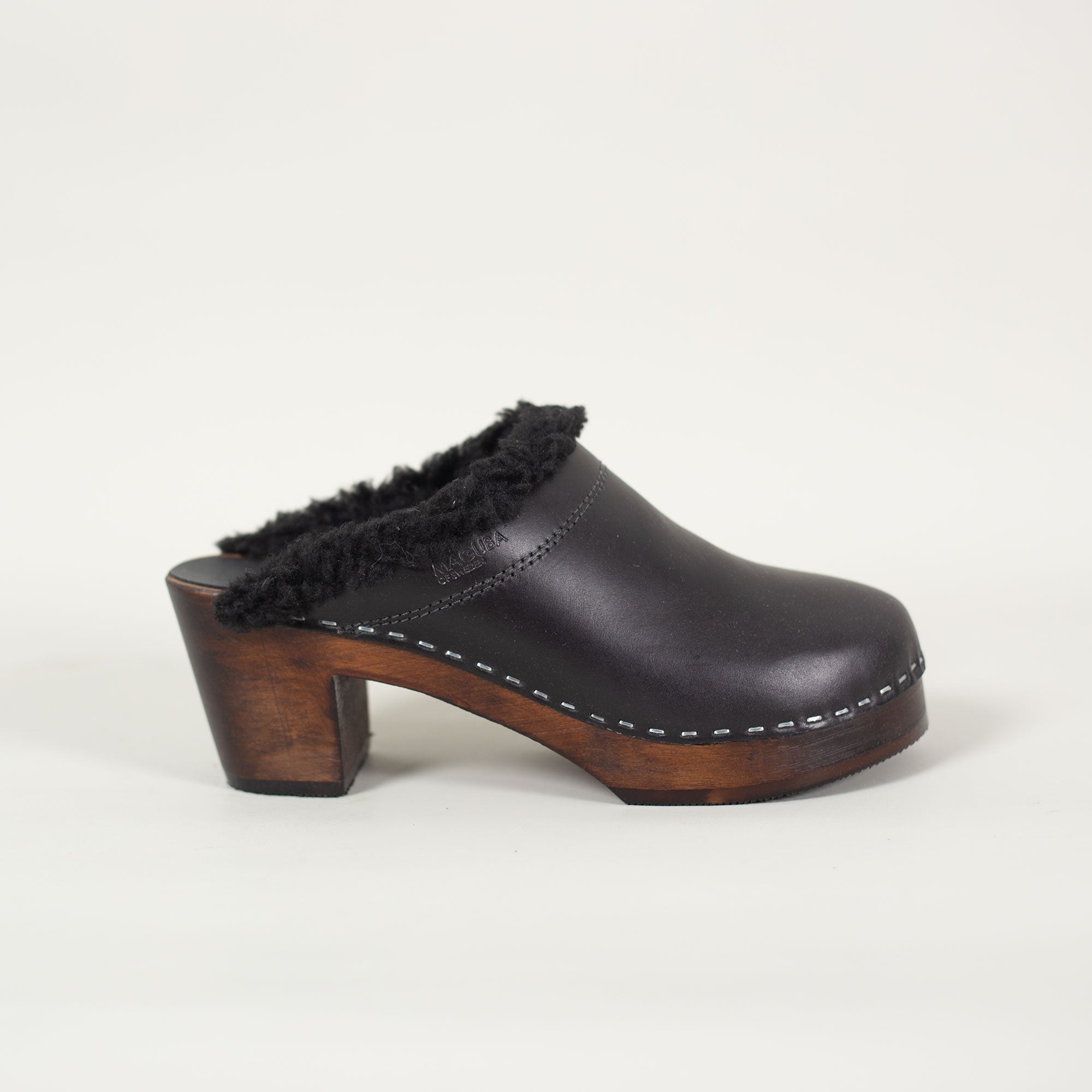 Swedish Clog Style with wool lining in Black | Maguba