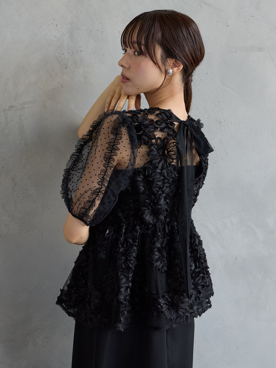 フロッキードット×3Dフラワー刺繍バックリボンペプラムブラウス(M