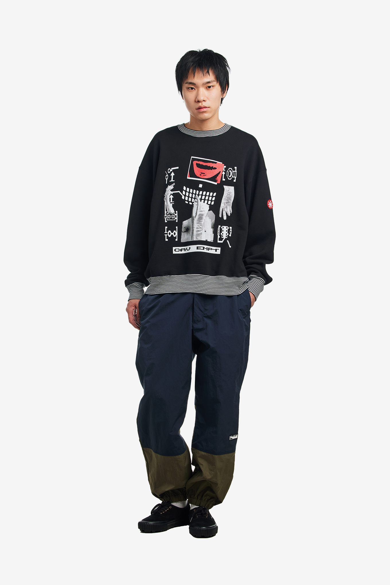 LIPS DISPLAY CREW NECK-CAV EMPT-174000 | 웍스아웃