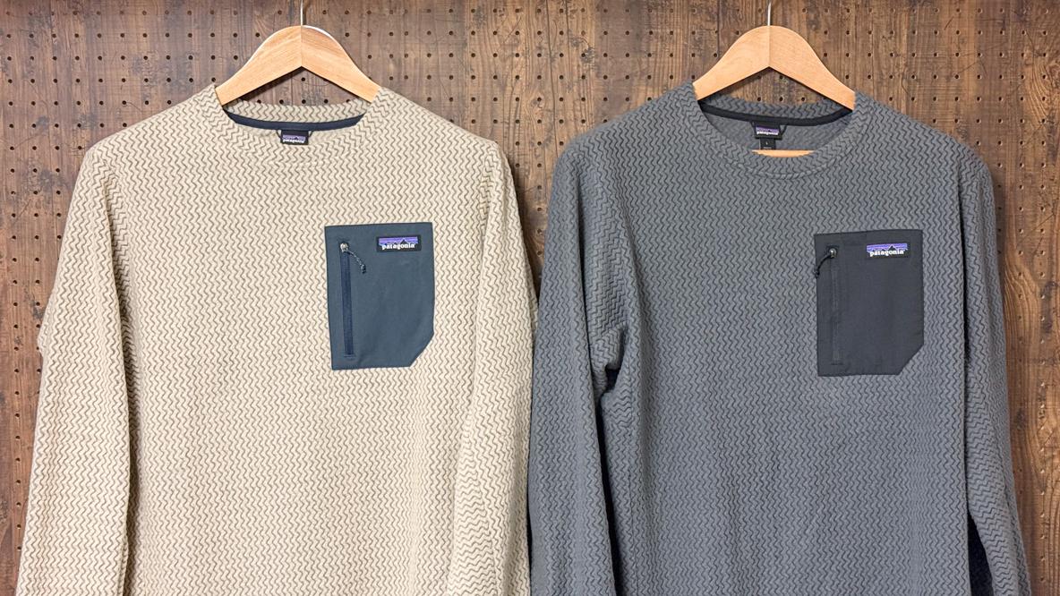 パタゴニアの「R1エア」は、外は寒いけど室内は暑いシーンの最適解
