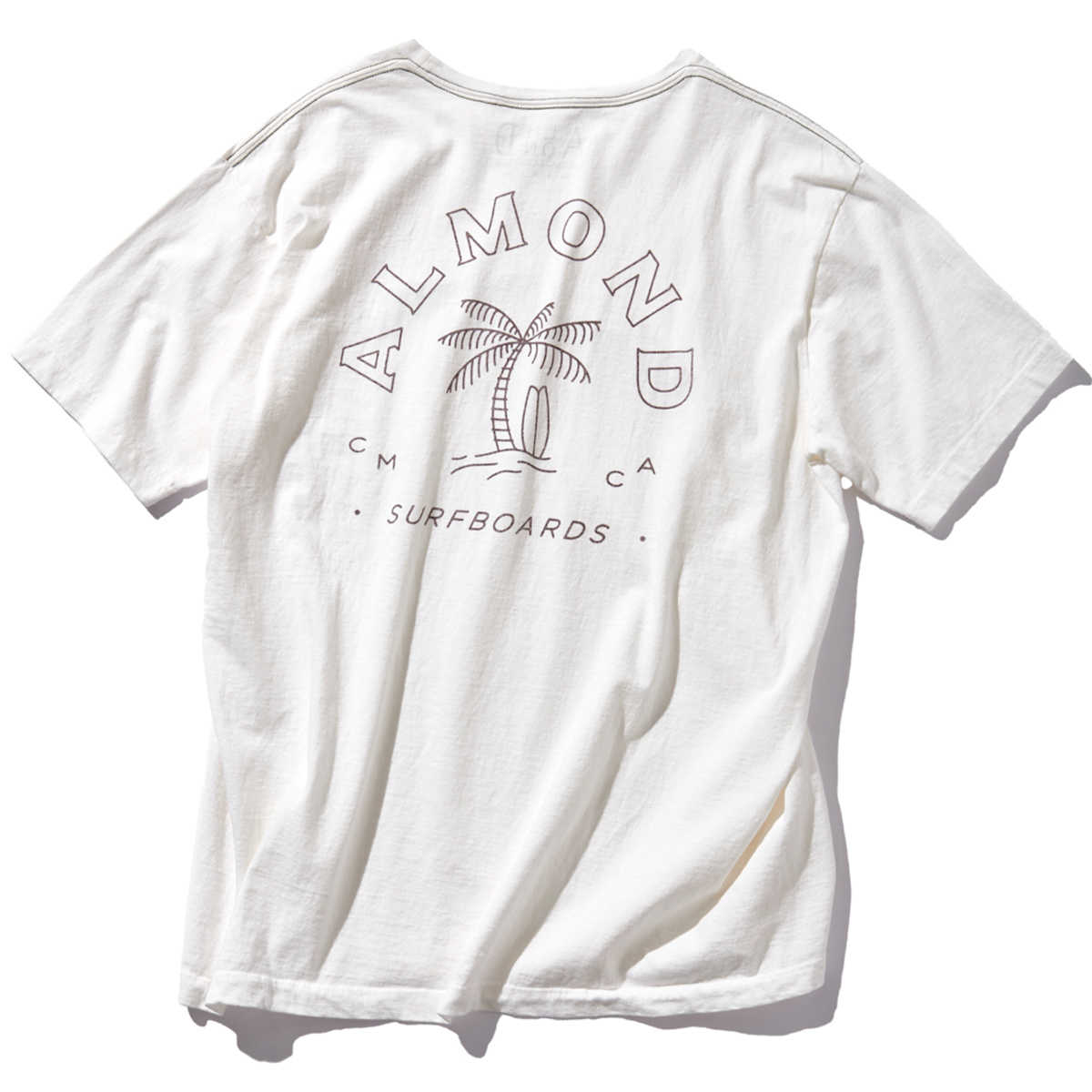 どんなコーデも一気に夏気分！ “ヤシの木”Tシャツ！ | Fashion