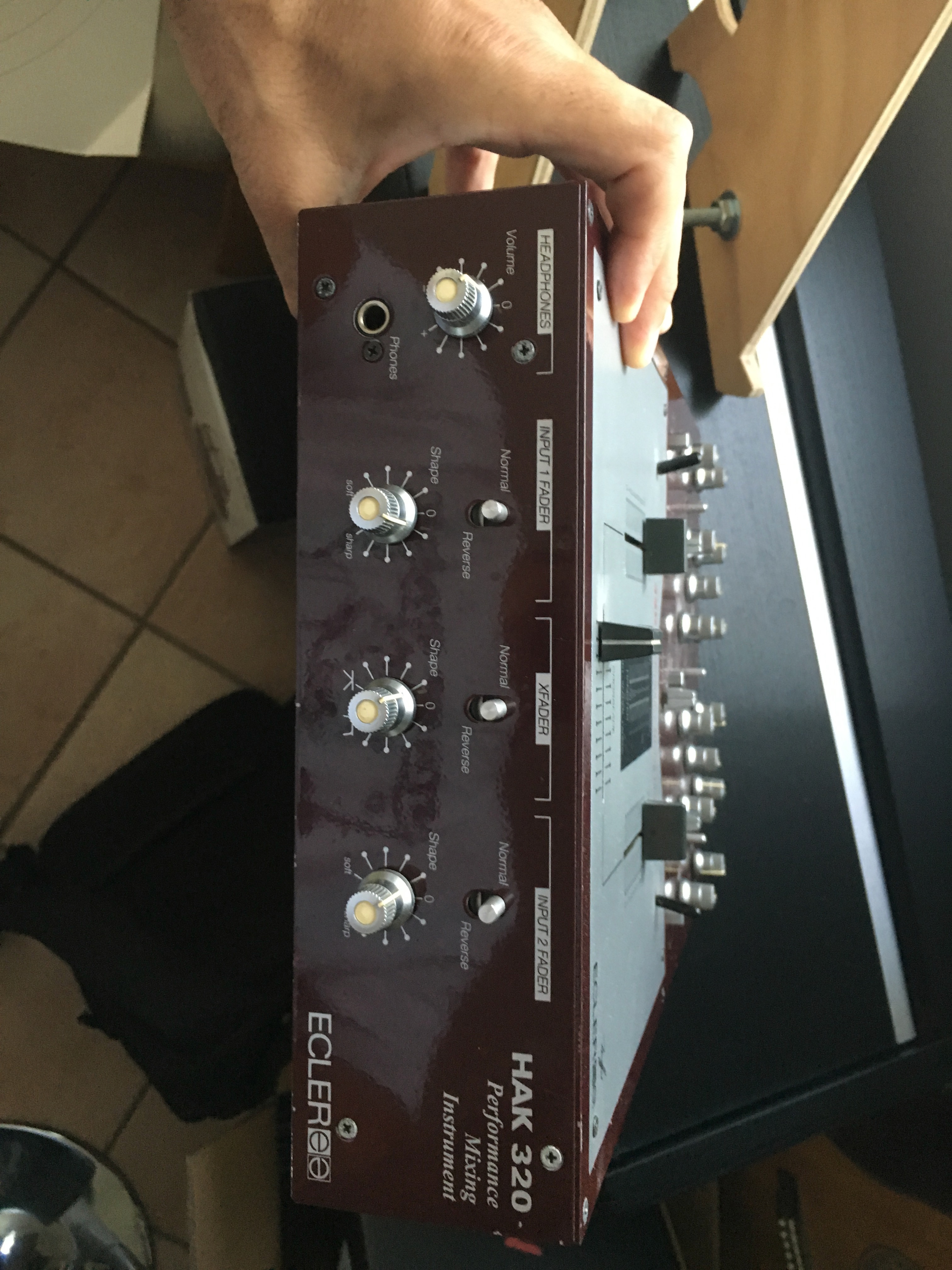 HAK 320 - Ecler HAK 320 - Audiofanzine