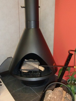 フリースタンディング暖炉: 四国の薪ストーブ・サウナ日記