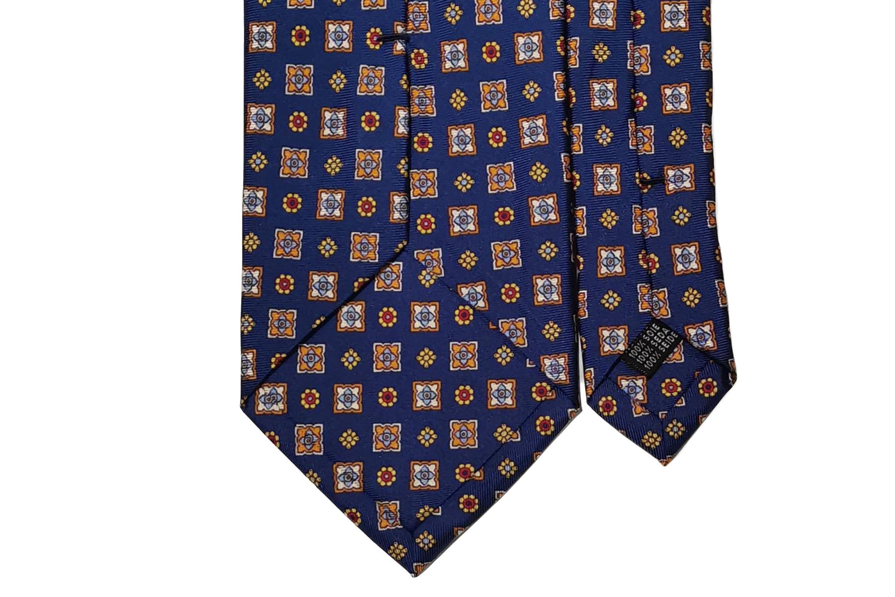 BLUE LABEL ネクタイ ◇ シルク ◇ ネイビー×小紋(モザイクタイル調