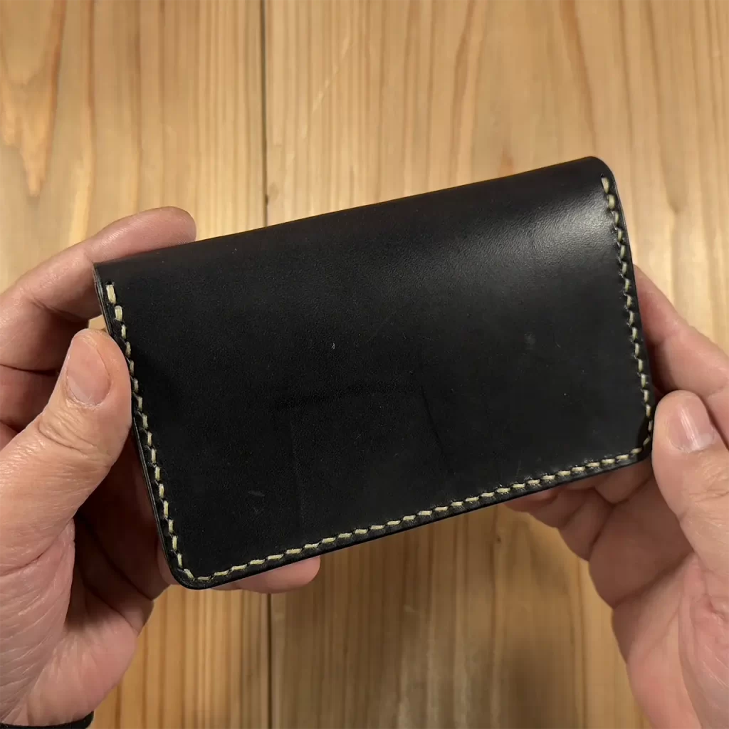 昭南多脂ベンズ使用のトラッカーウォレット販売開始｜最高級レザーの