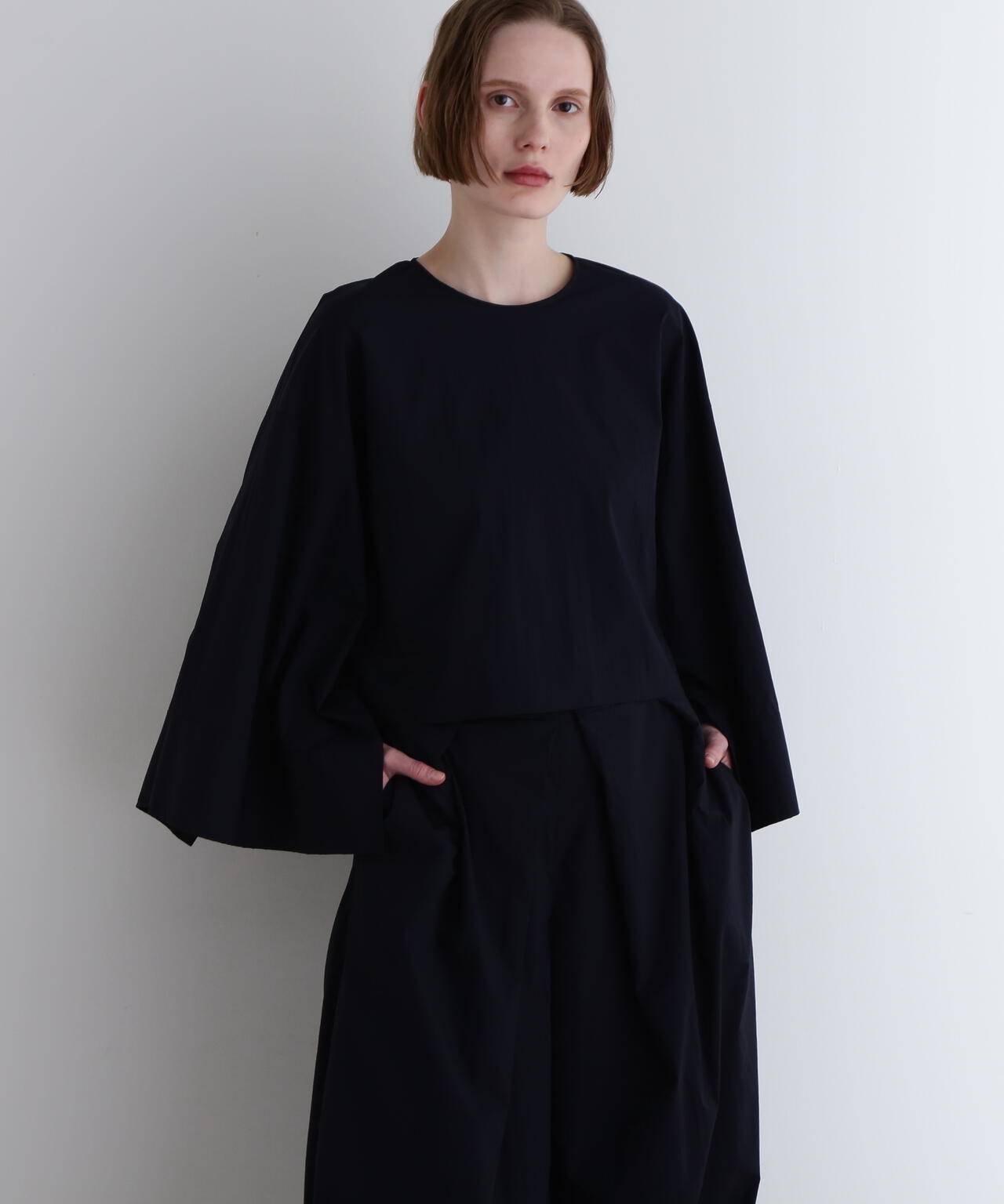 クリスピーナイロンブラウス | LE PHIL（ル フィル） ｜【公式】通販