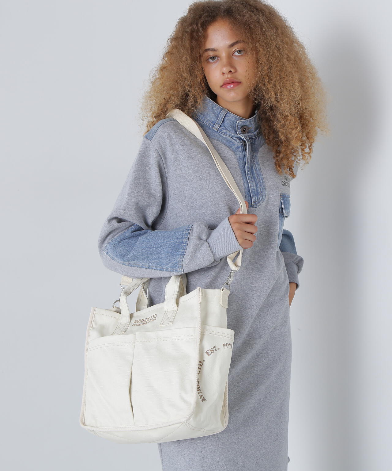 直営店限定》CANVAS CIRCLE LOGO TOTE BAG/キャンバスサークルロゴ