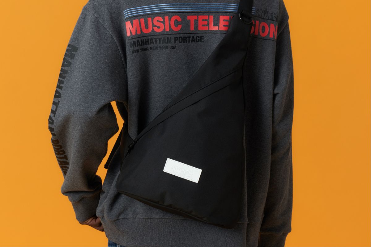 カジュアル＆モードなおしゃれバッグ」白革タグのマンハッタン