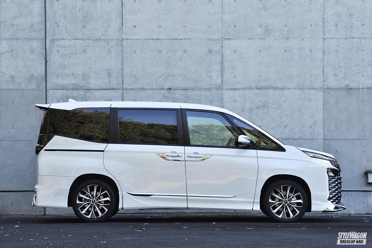 for VOXY【新型ノア＆ヴォクシー、モデリスタで速攻カスタマイズ