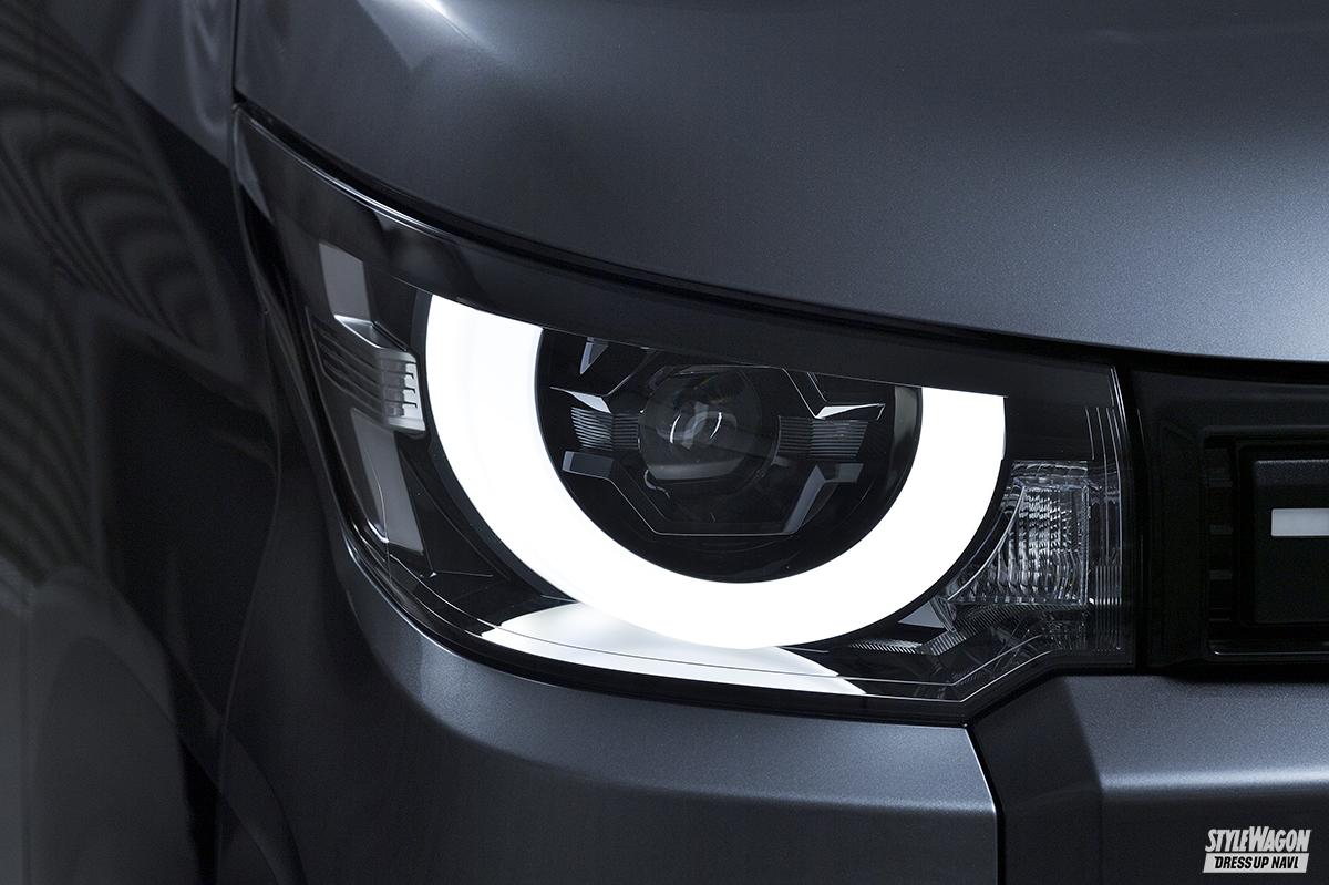 まるで純正みたい！ デリカミニのLEDヘッドライトの点灯パターンを変更