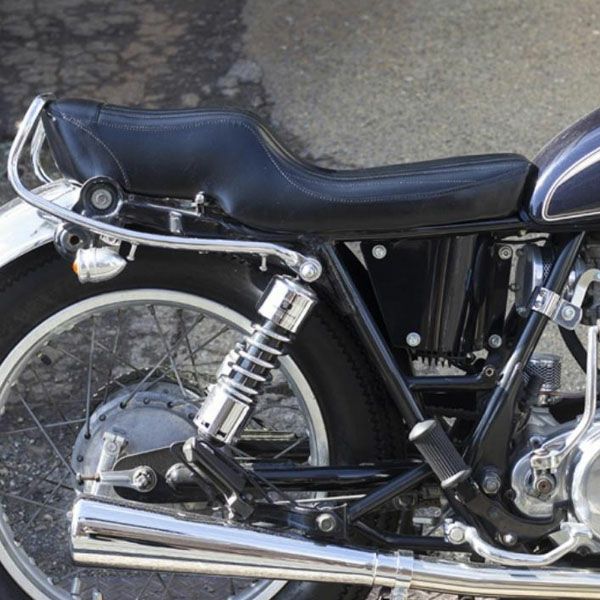 ヤマハ SR400/500 ベーツタイプ TTシート モーターロック | バイク