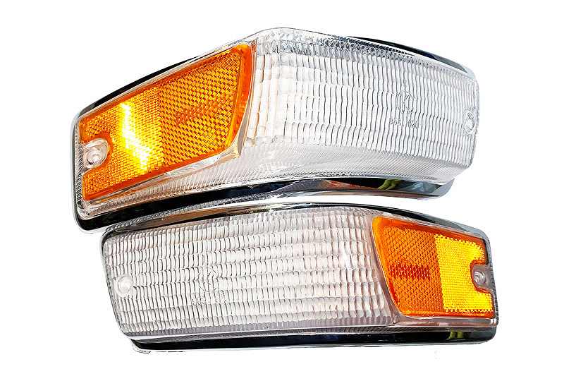 WCM製フロントウインカーレンズ カルマンギア 1960〜1964 クリア ※ペア