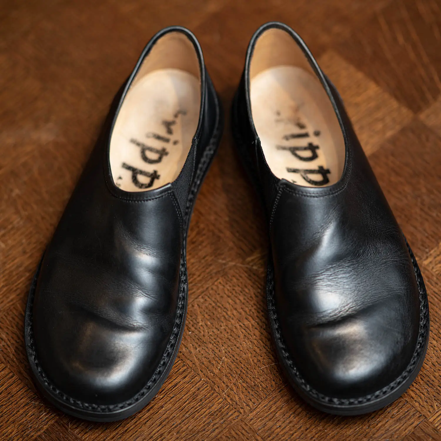 始まりの靴】トリッペン YEN BOX ブラック (メンズ)-Natoriya