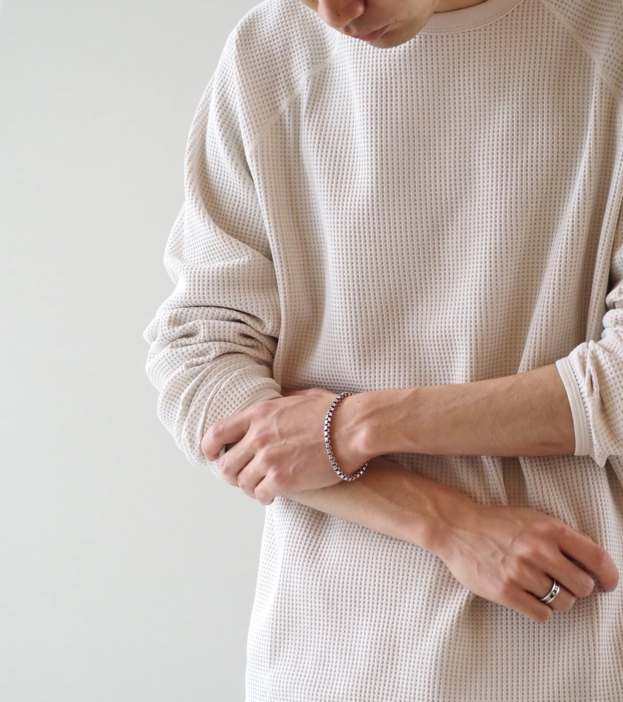 Goldwin Waffle Light Long Sleeve Tee Shirt, Ivory – Navyblue