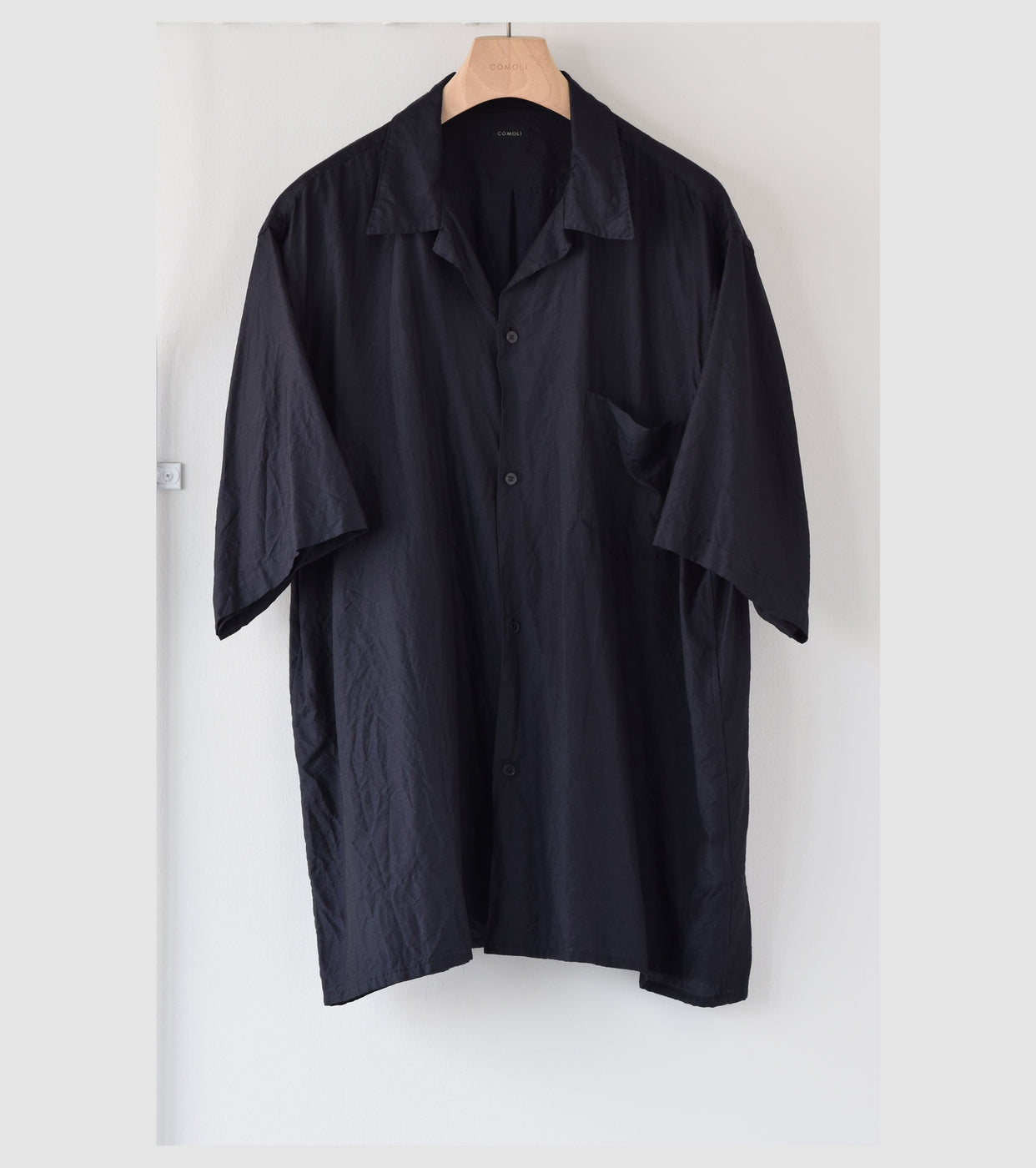 COMOLI Wool silk Short Sleeved Open Collar Shirt , Navy – Navyblue