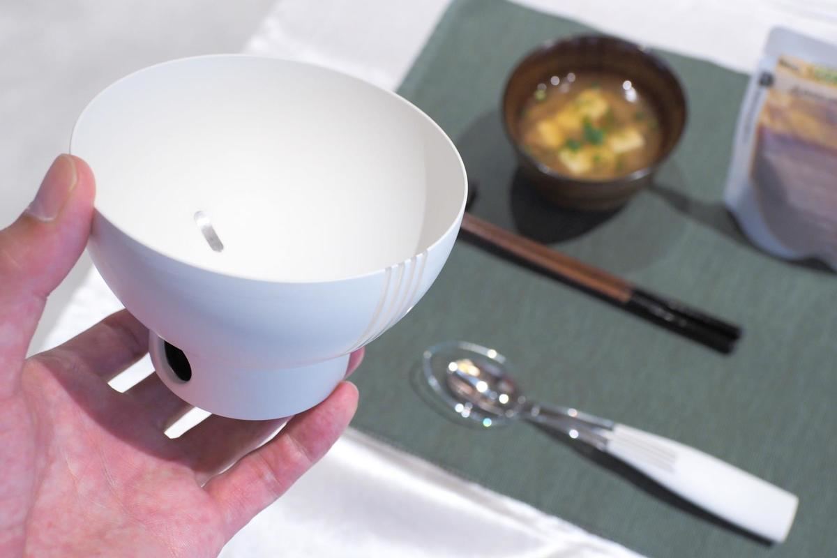 キリンが、ラーメンの塩味を電気味覚で増強するウソのような商品