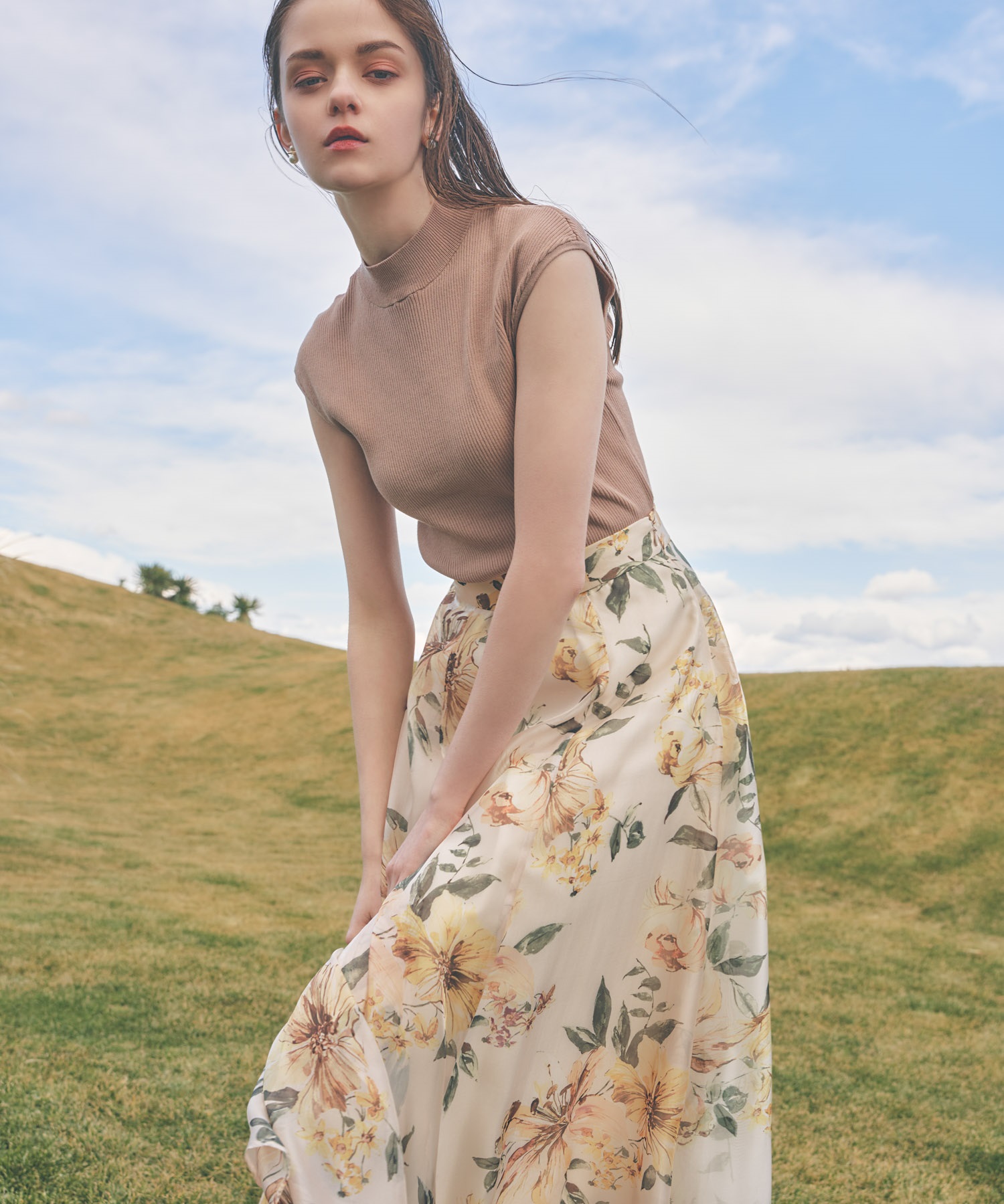 リゾートフラワープリントスカート | フレアスカート | NOELA OFFICIAL