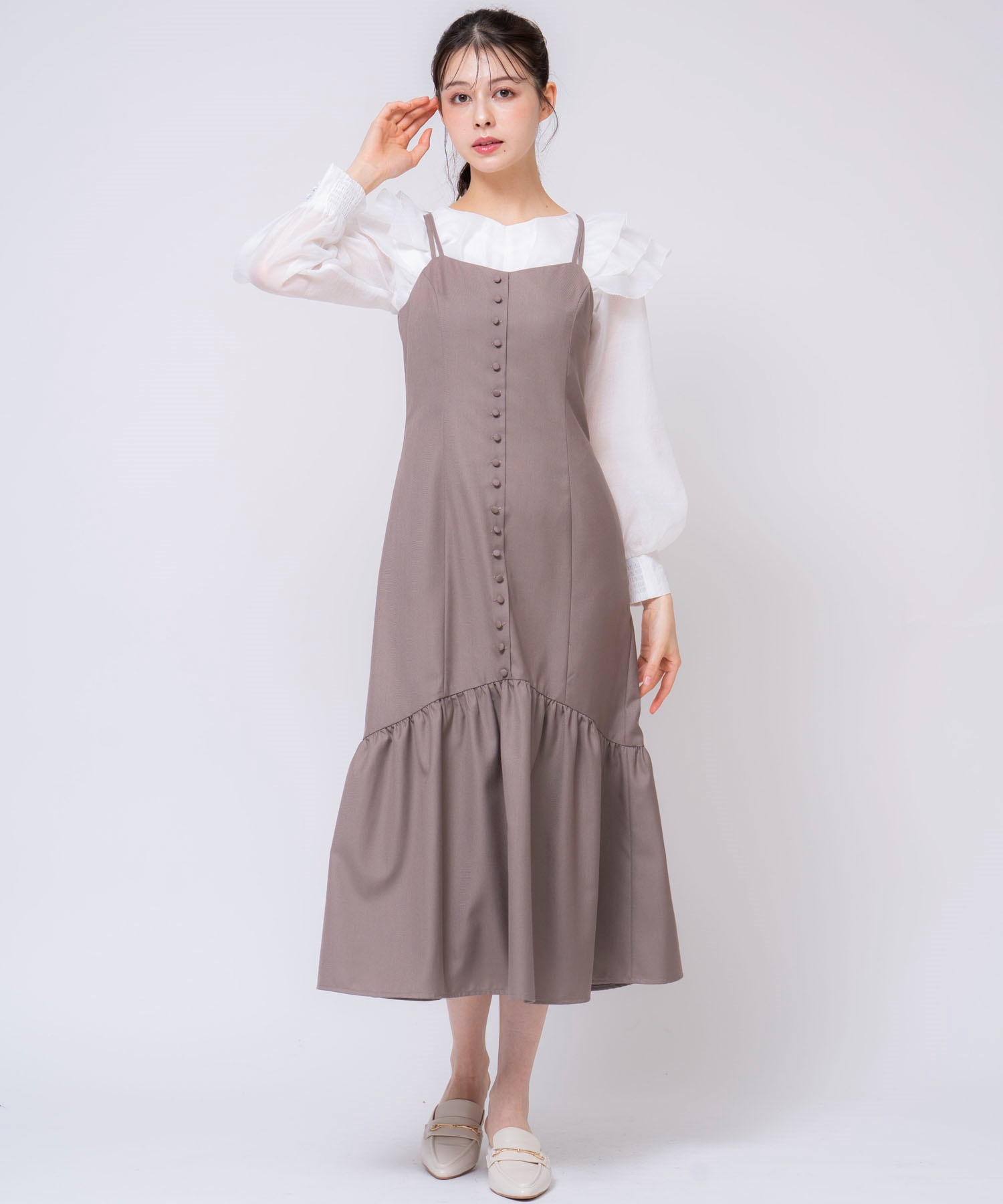 メニーボタンキャミワンピ | キャミワンピース | NOELA OFFICIAL WEB STORE