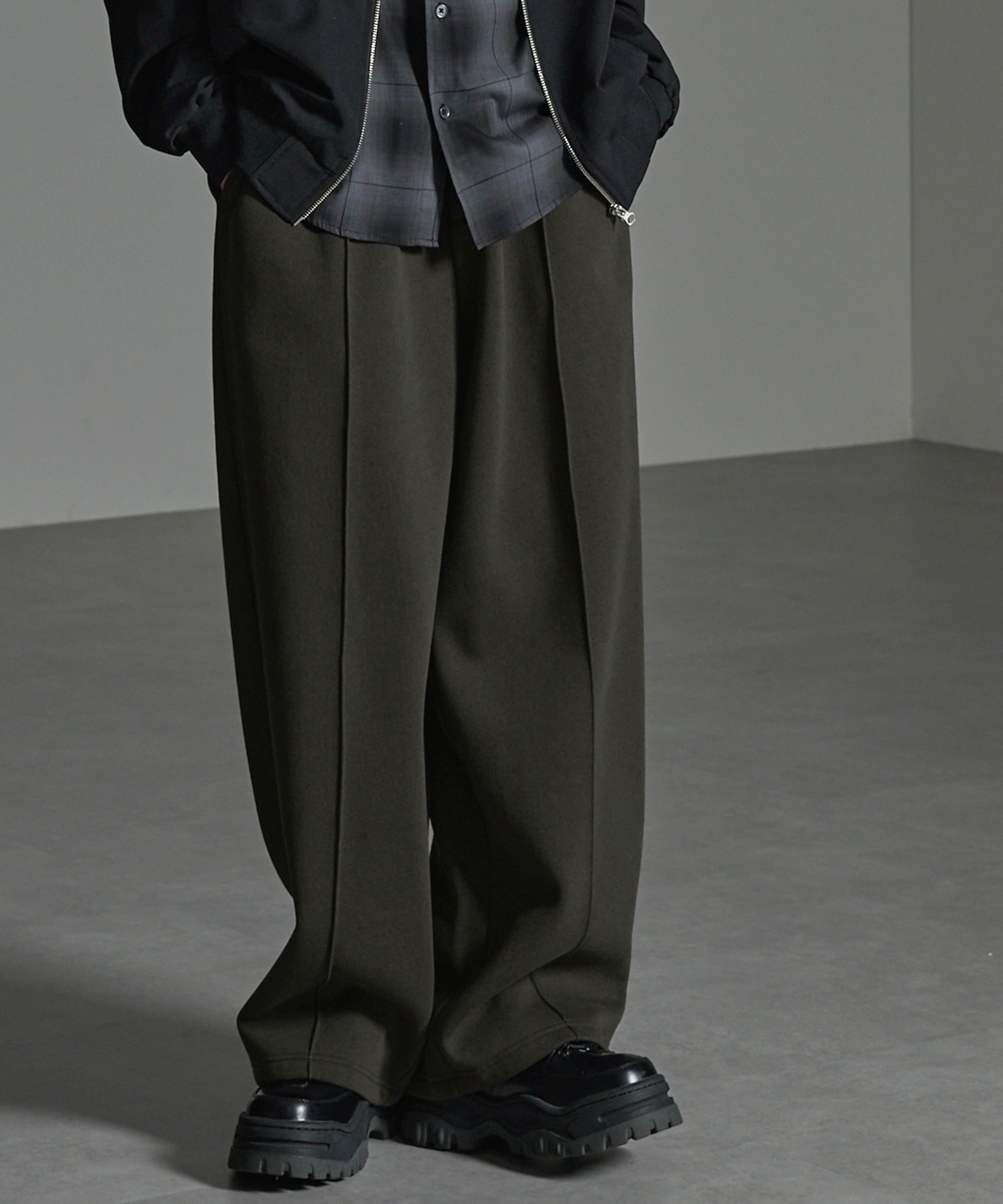 CIYOT-シヨウト-】センタープリーツドローコードワイドスラックス