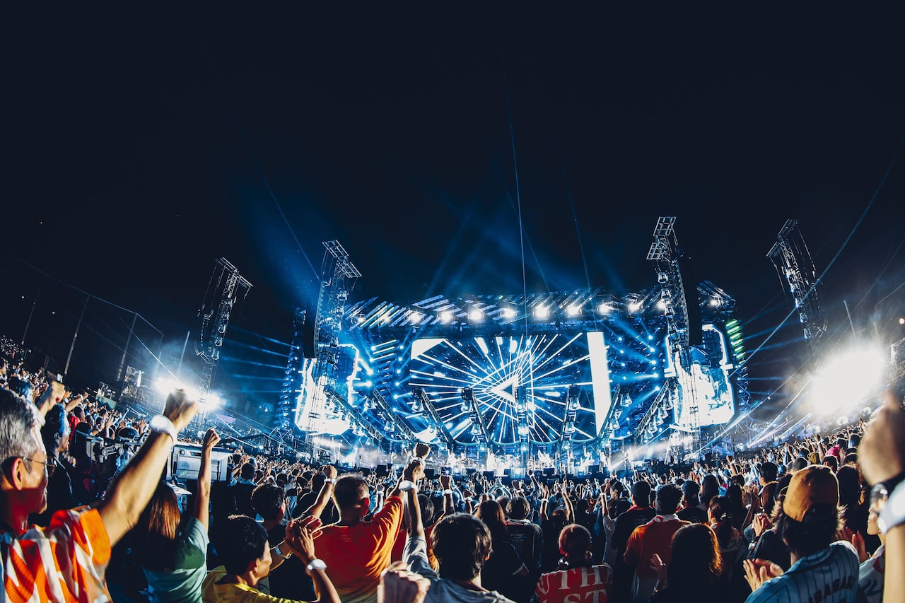 サザンオールスターズ「茅ヶ崎ライブ 2023」の様子。（撮影：西槇太一