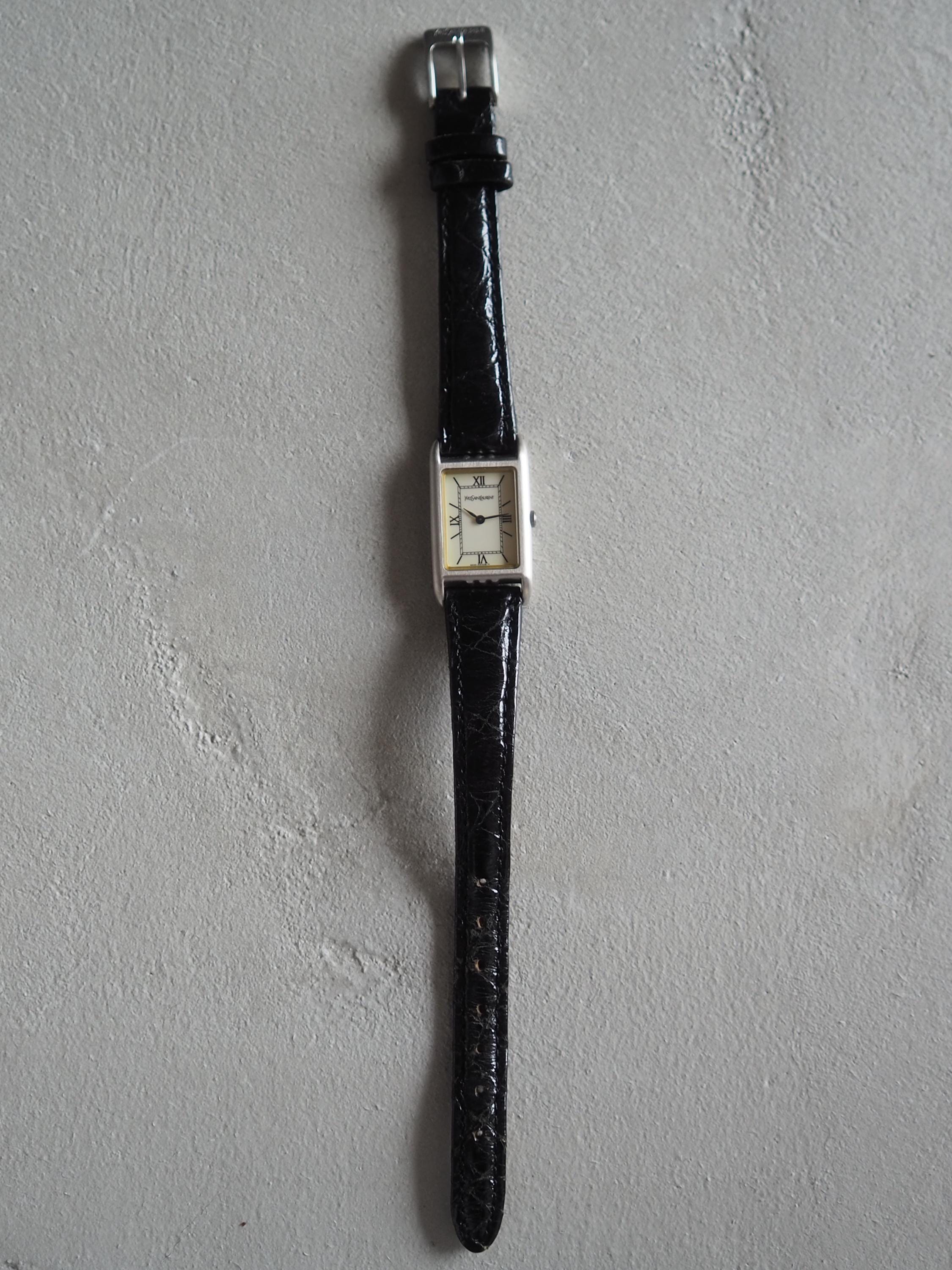 Yves Saint Laurent サンローラン YSL スクエア ウォッチ 腕時計