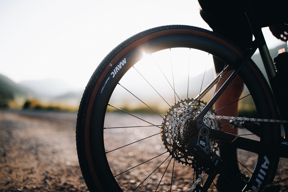 MAVIC ( マヴィック ) ロードバイク用ホイール(ディスクブレーキ用