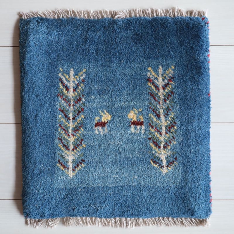 草木染め手織りギャッベ 本場イラン仕入れのダイレクト通販 – ギャッベ