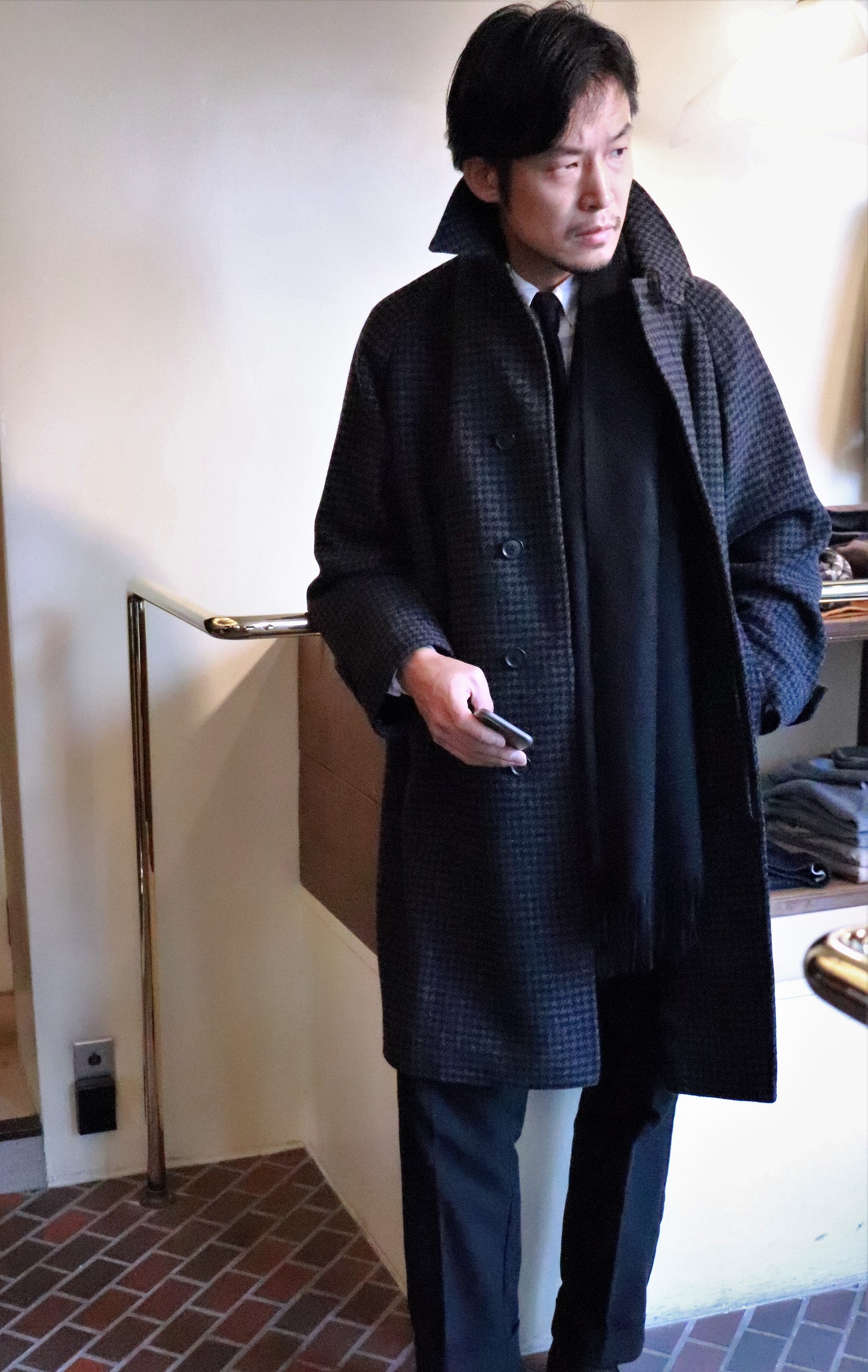 CARUSO(カルーゾ)のバルカラーコート。│Oyster 青山｜イタリア直輸入