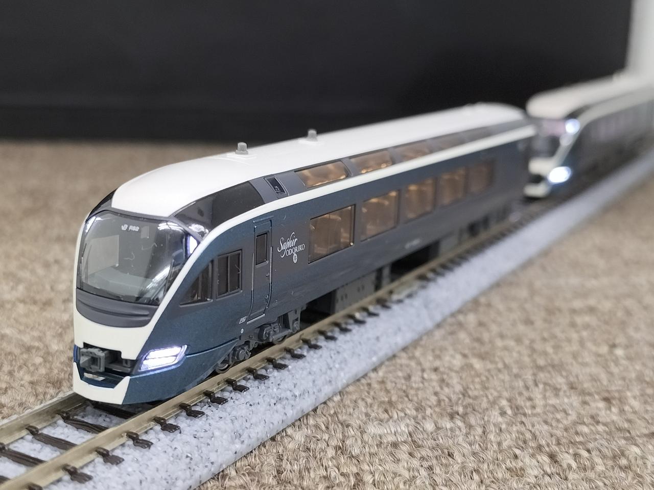 カトー(KATO)|E261系サフィール踊り子8両セット|【ハードオフ公式通販