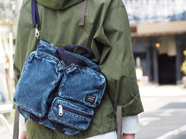 PORTER × B印 ヨシダ＞デニム素材のバッグに製品洗いを施し、高感度な