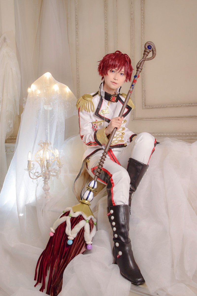 魔法使いの約束🧵クロエ 白の魔法使い クロエ みかみ(@_9ktk9_ ) #まほ