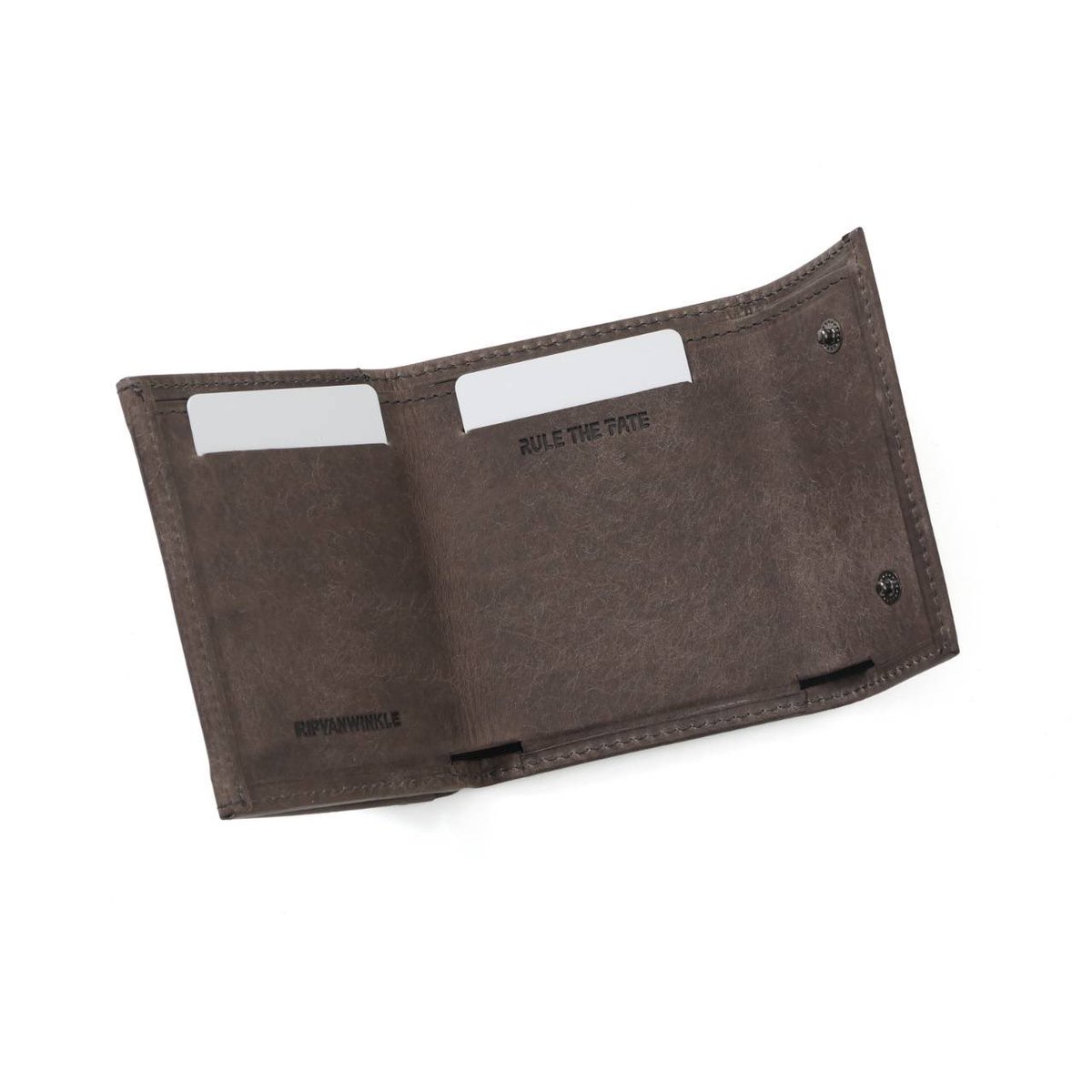 NEWS 本日の19時より 数量限定で新色が登場 RULE THE FATE