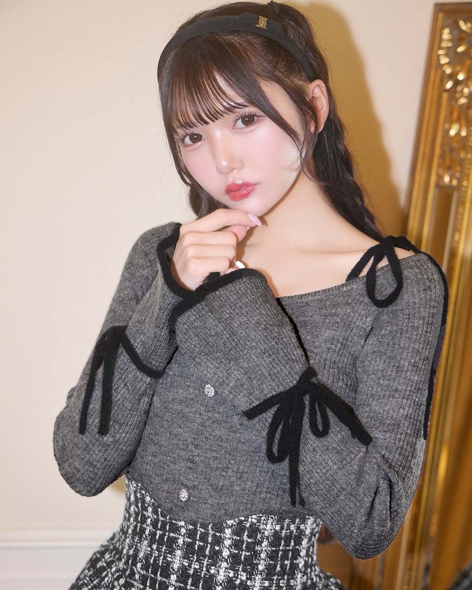 𝐂𝐨𝐦𝐢𝐧𝐠 𝐮𝐩 𝐧𝐞𝐱𝐭…❤︎ 】 ⠀ 明日9/22(mon)12:00~発売ITEM