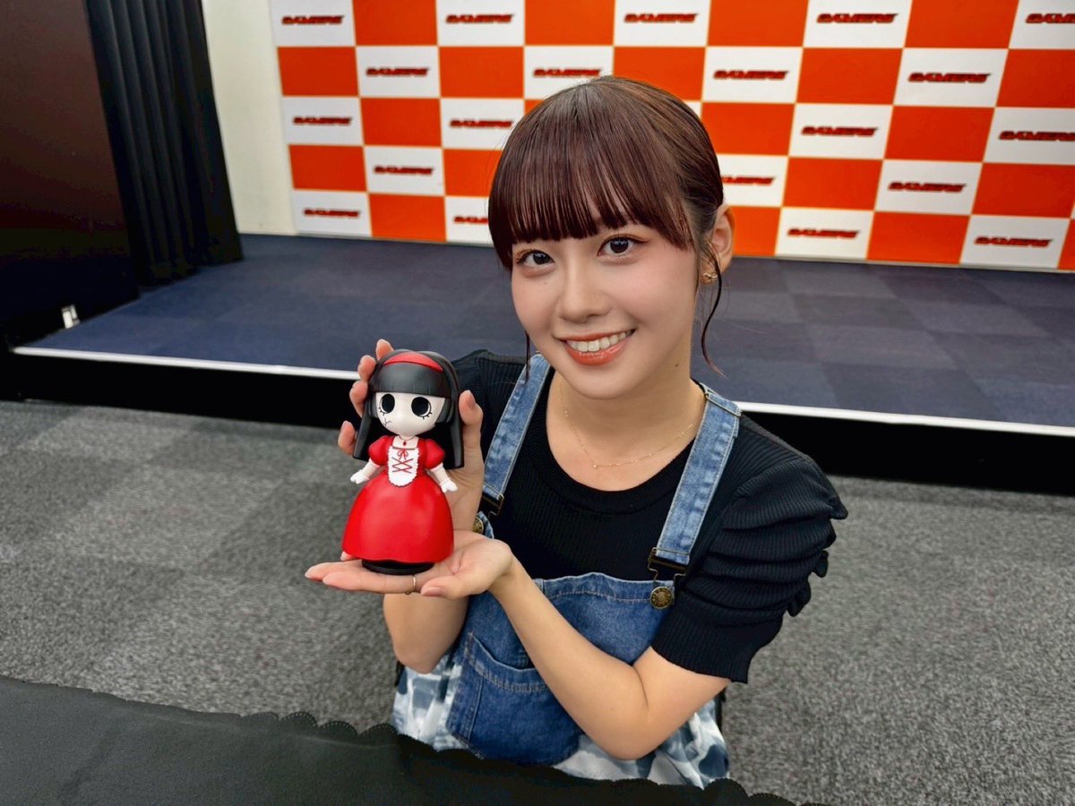 🌟)今日はこちらのともりちゃん(Premium Tomori “DOLL”)も遊びに来て