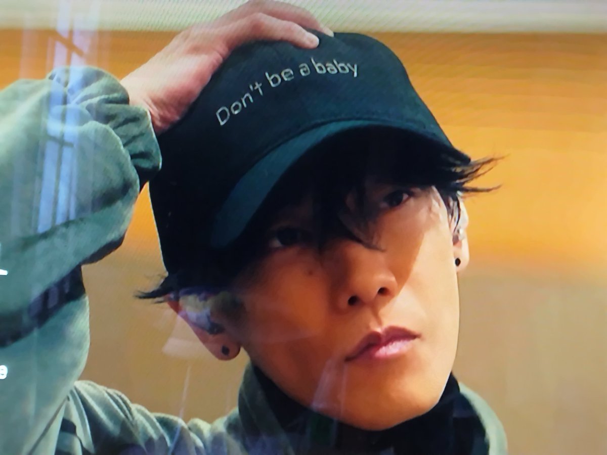 ABYTSからキャップが出るから劇中のキャップをよくよく見ると場面に