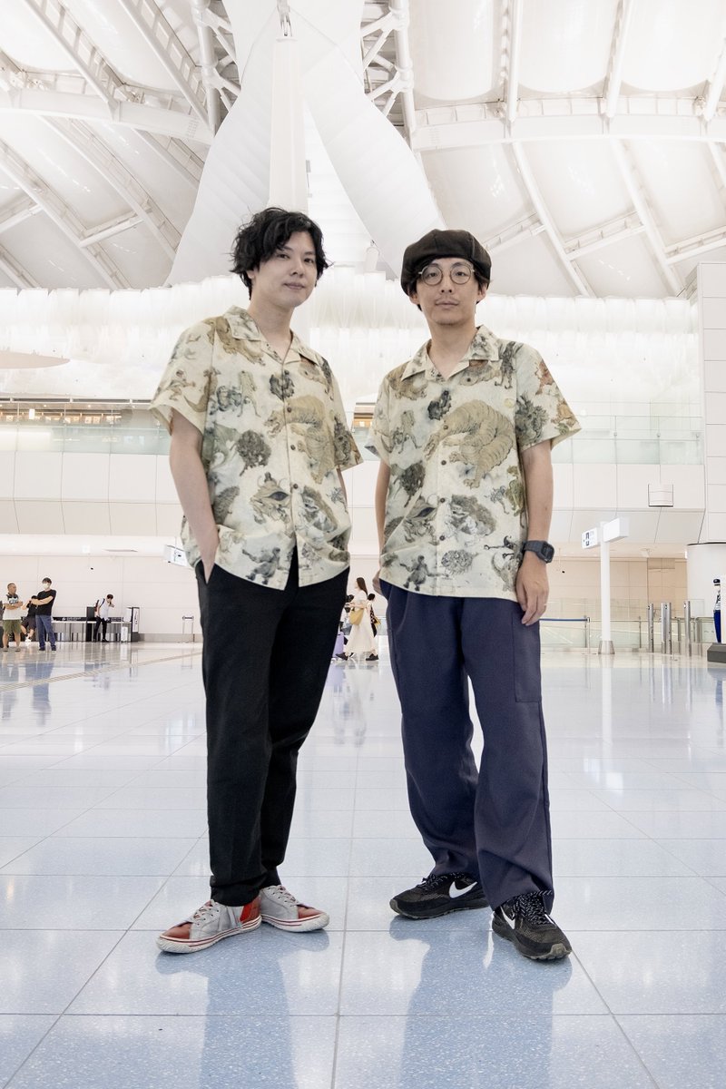 ウルトラ怪獣もののけ絵巻 総柄アロハシャツは、ほどよくゆったりした