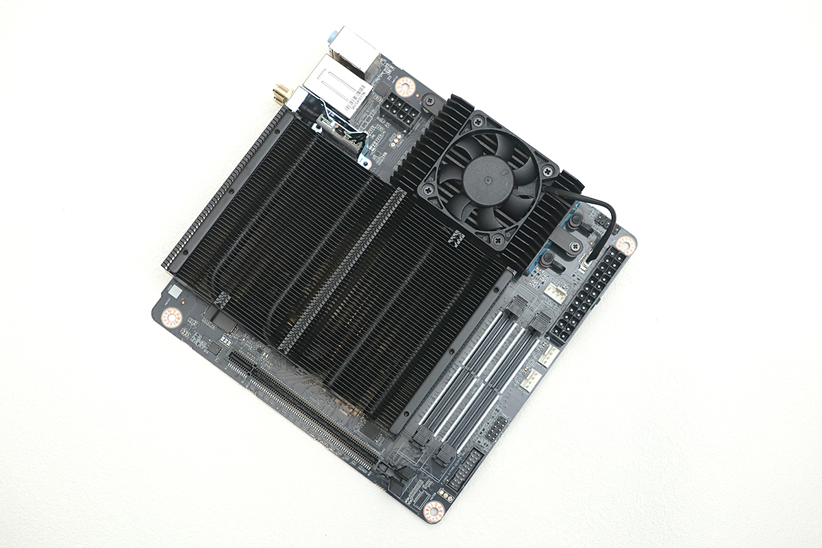 レビュー】単体CPUの立つ瀬がない？10万円切りでRyzen 9 7945HX3D搭載