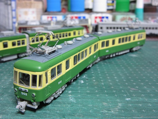 モデモ・江ノ電500形（2灯）の整備 : 赤い電車は臼い線