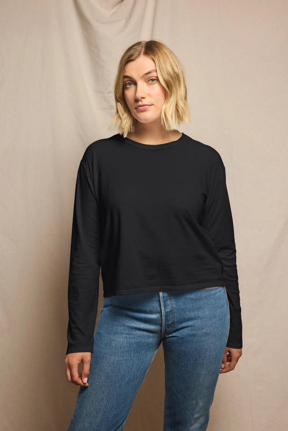 The axel | Long Sleeve Women's Crew Neck Tee – perfectwhitetee