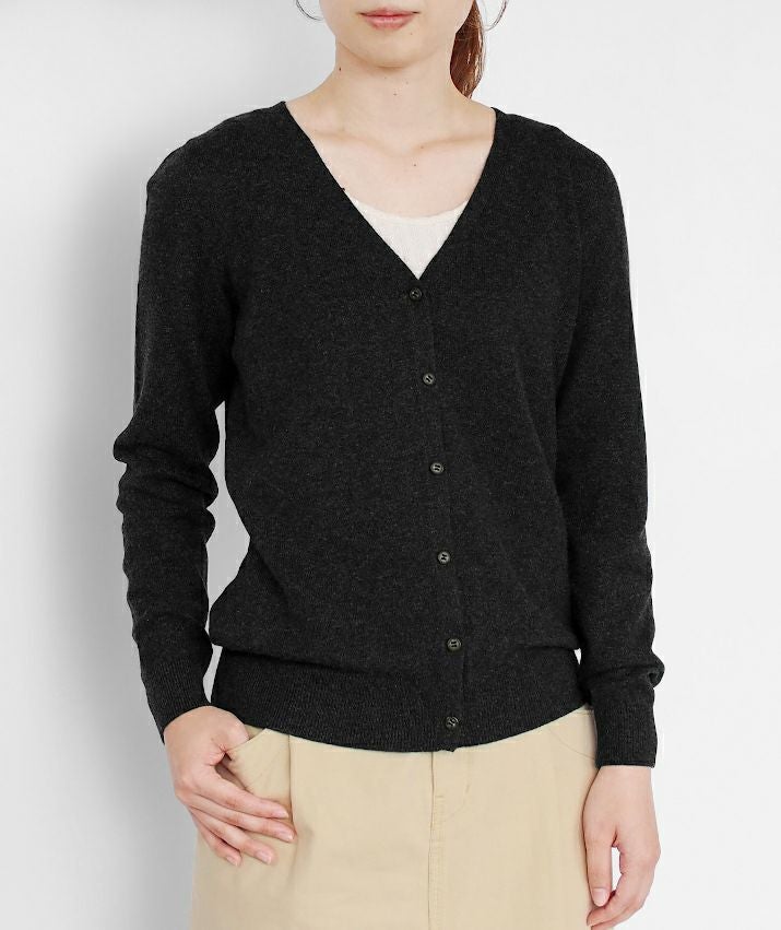 カシミヤ100％Vネックカーディガン | Milestone公式オンラインストア