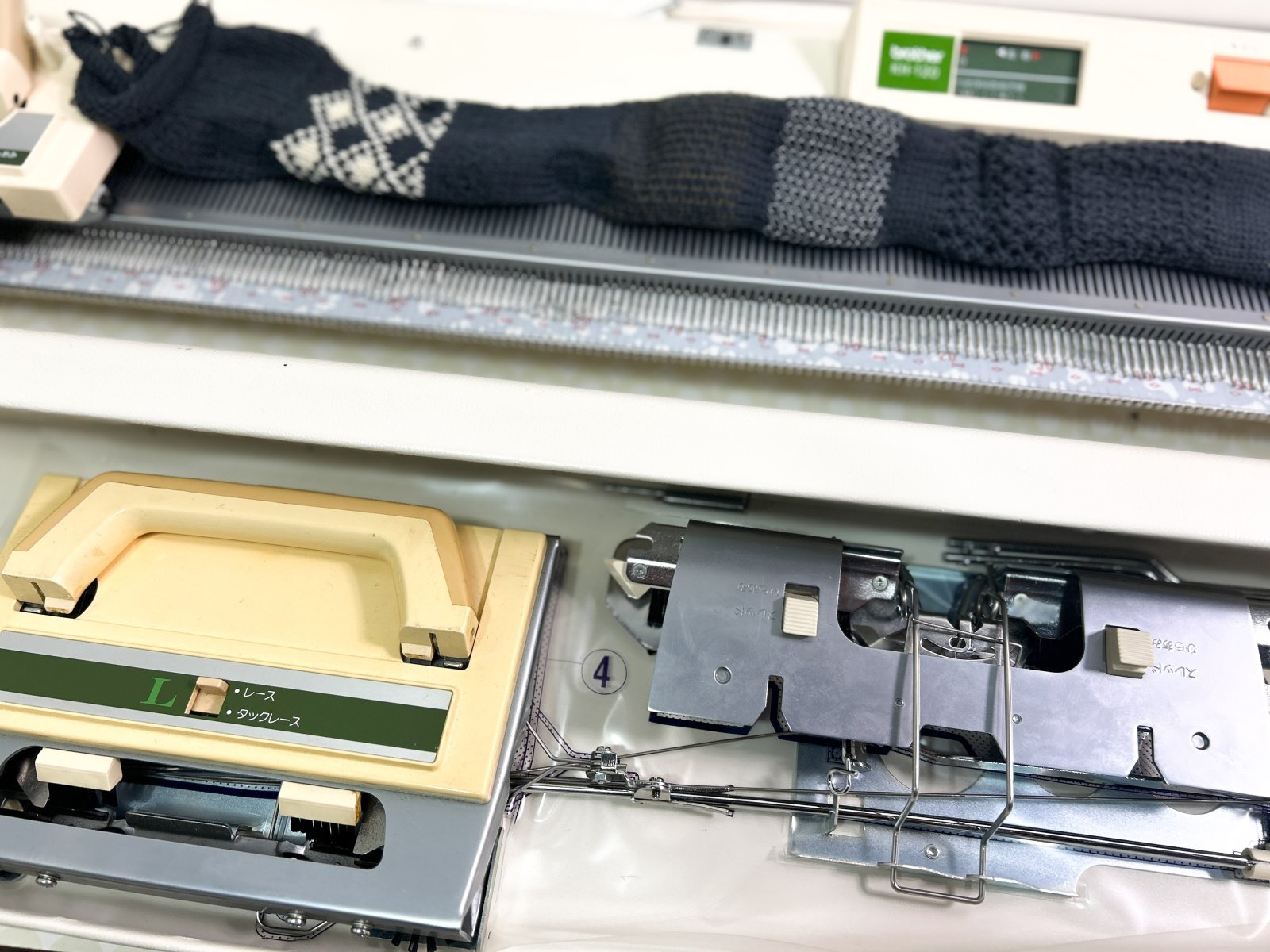 Knittingbird (ニッティングバード）公式オンラインショップ