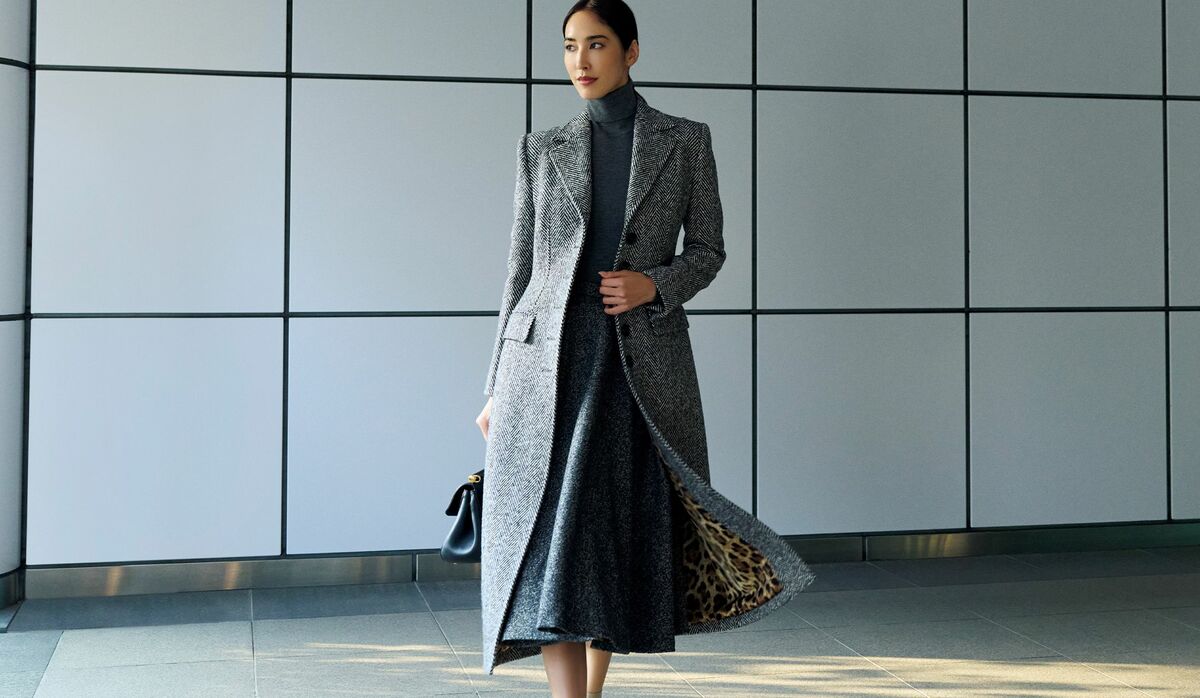 きちんと感はありつつも表情豊かな「ドルチェ＆ガッバーナ」のコート